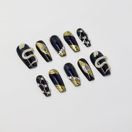 Gold Fang