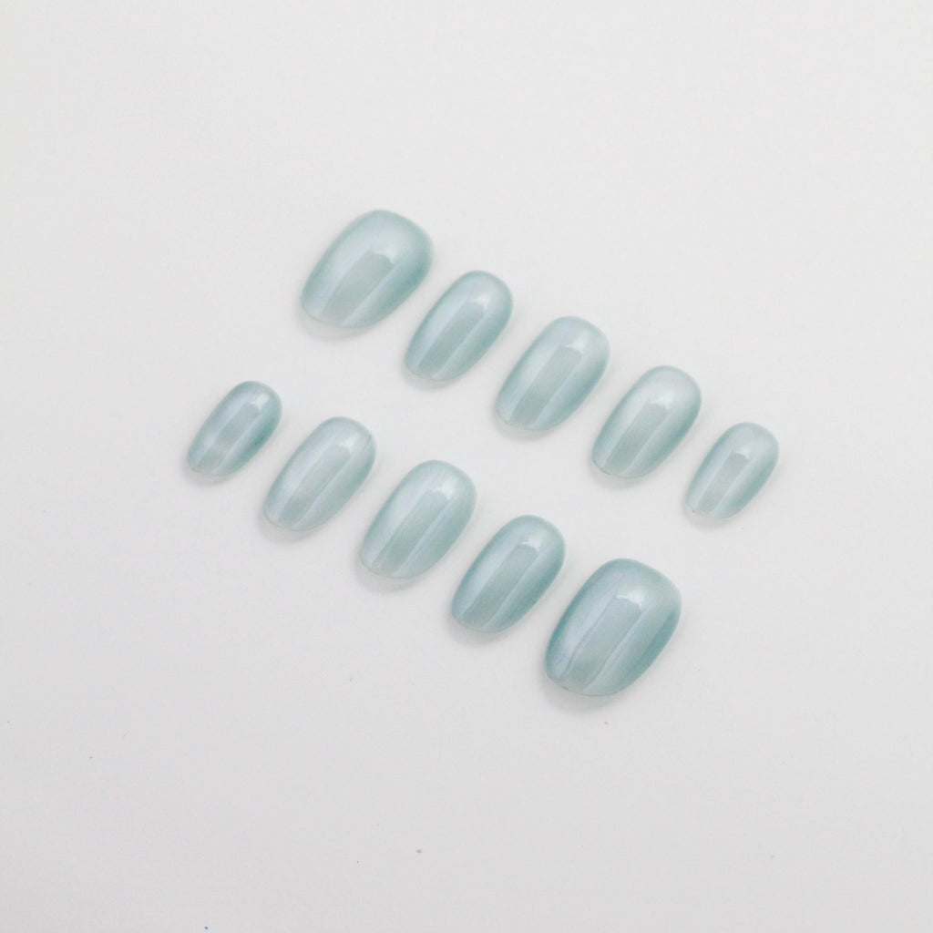 [B] Cat Eye Mist