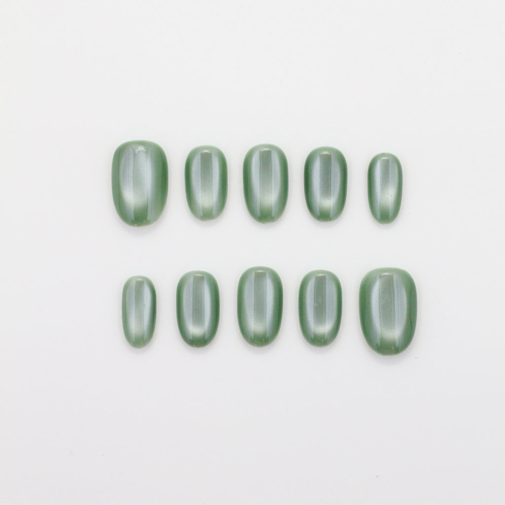 [B] Cat Eye Jade