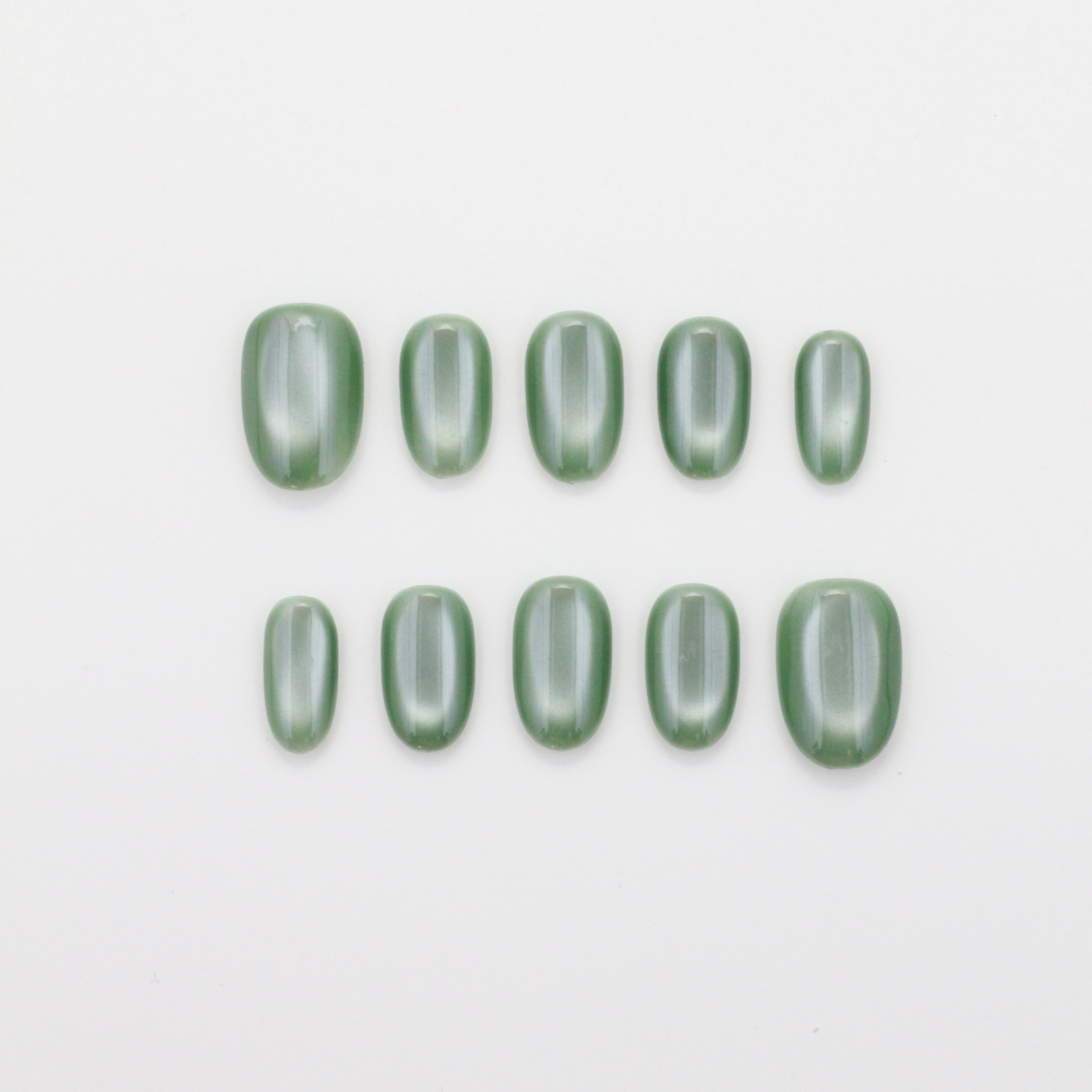 [B] Cat Eye Jade